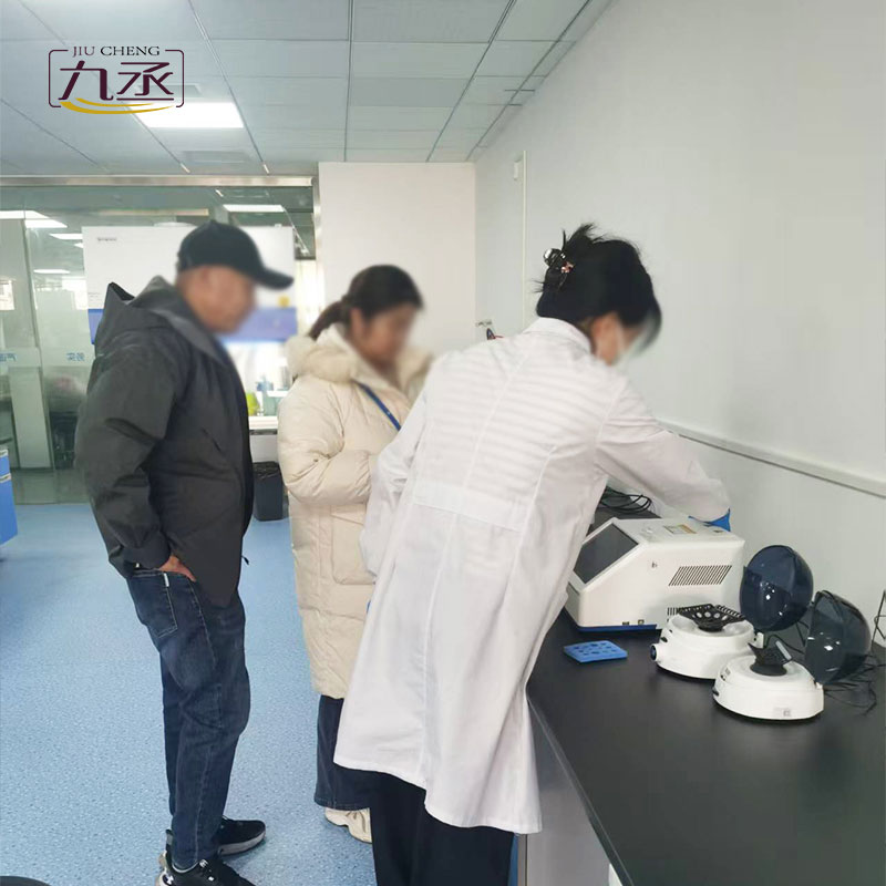 鴿子檢測(cè)儀客戶(hù)到廠(chǎng)實(shí)驗(yàn)室學(xué)習(xí)實(shí)驗(yàn)步驟